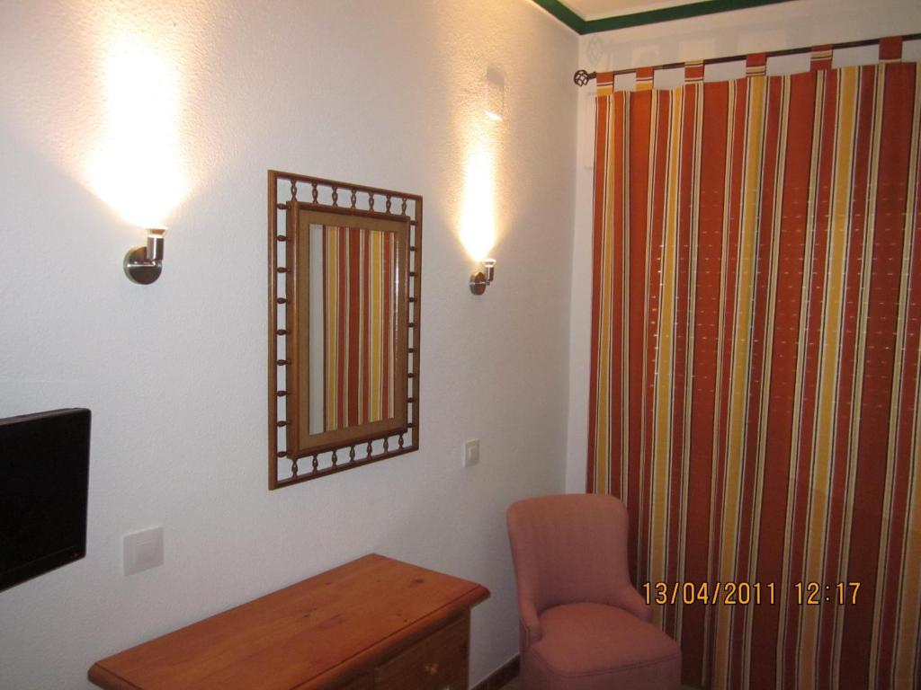 Hotel San Vicente - Centro Playa كونيل ذي لا فرونتيرا الغرفة الصورة