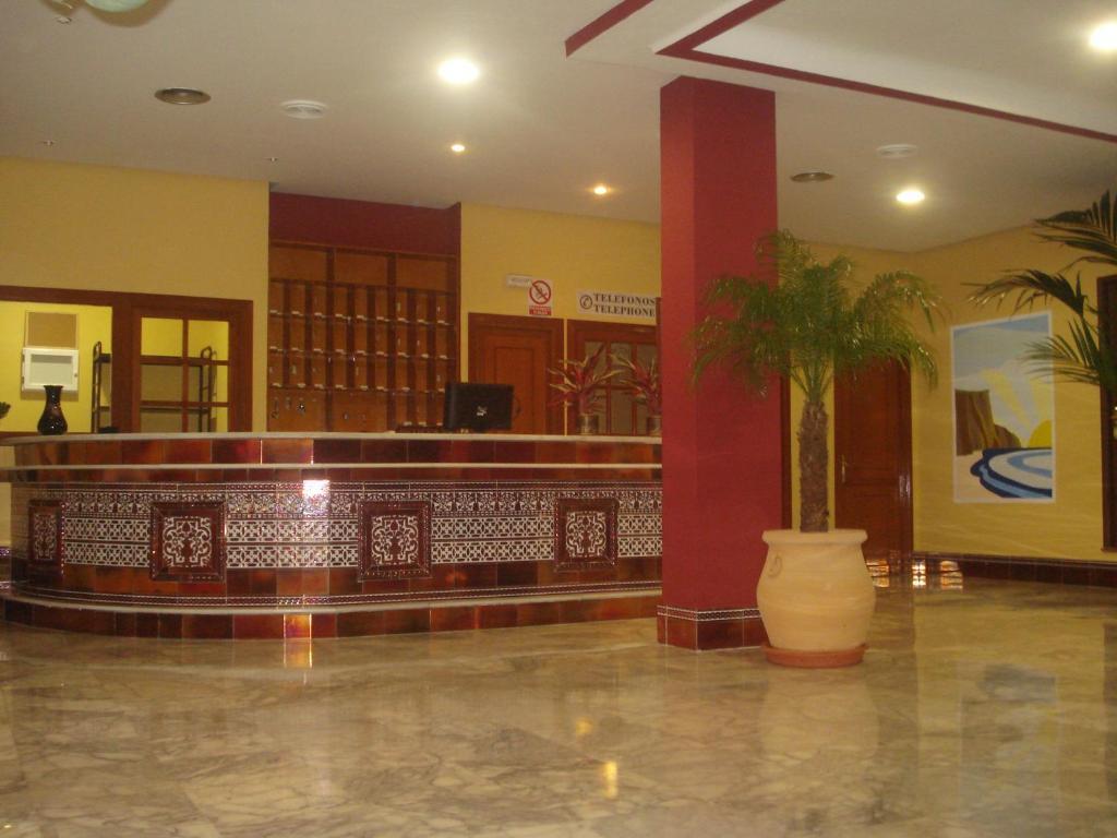 Hotel San Vicente - Centro Playa كونيل ذي لا فرونتيرا المظهر الخارجي الصورة