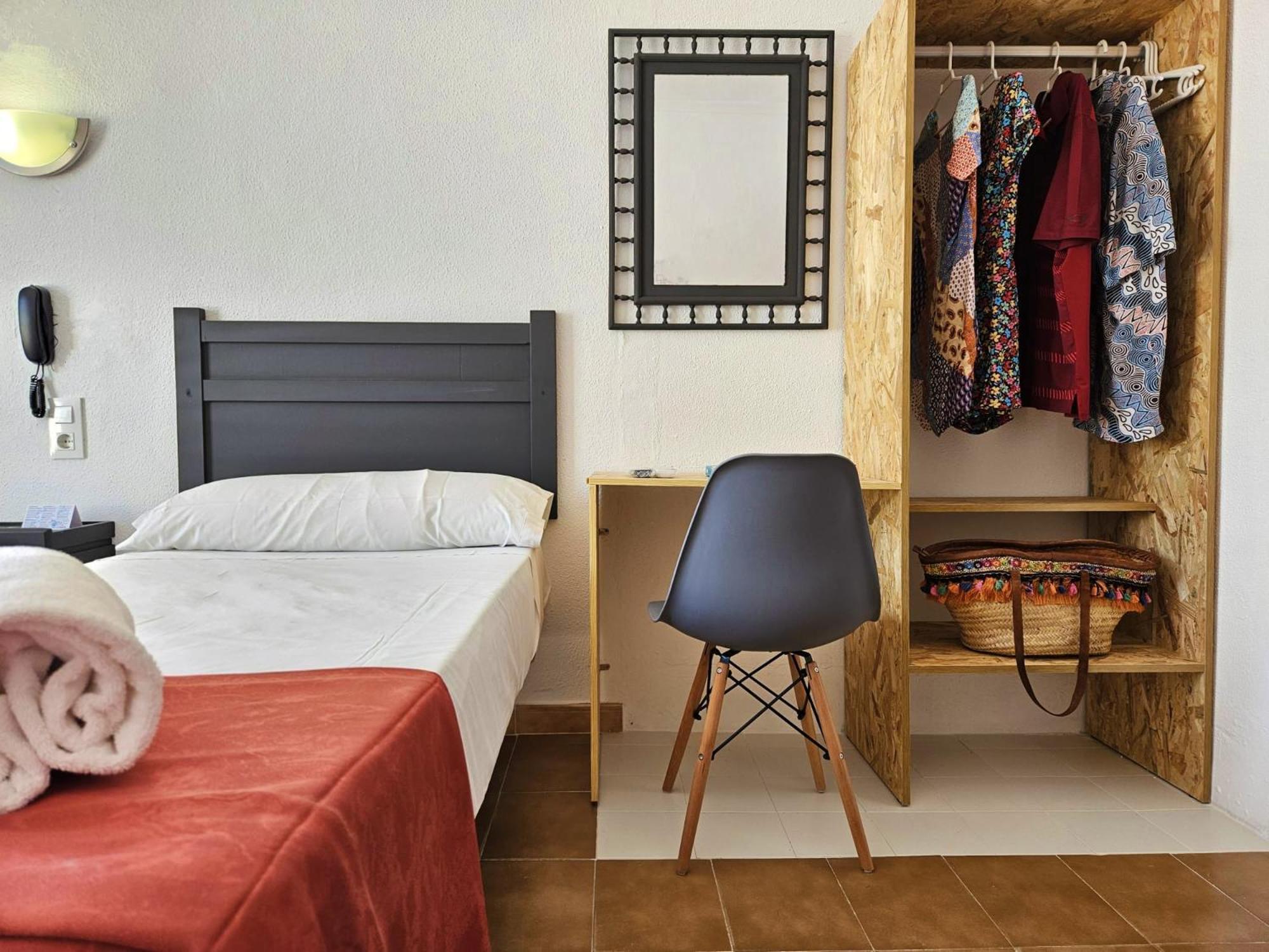 Hotel San Vicente - Centro Playa كونيل ذي لا فرونتيرا المظهر الخارجي الصورة