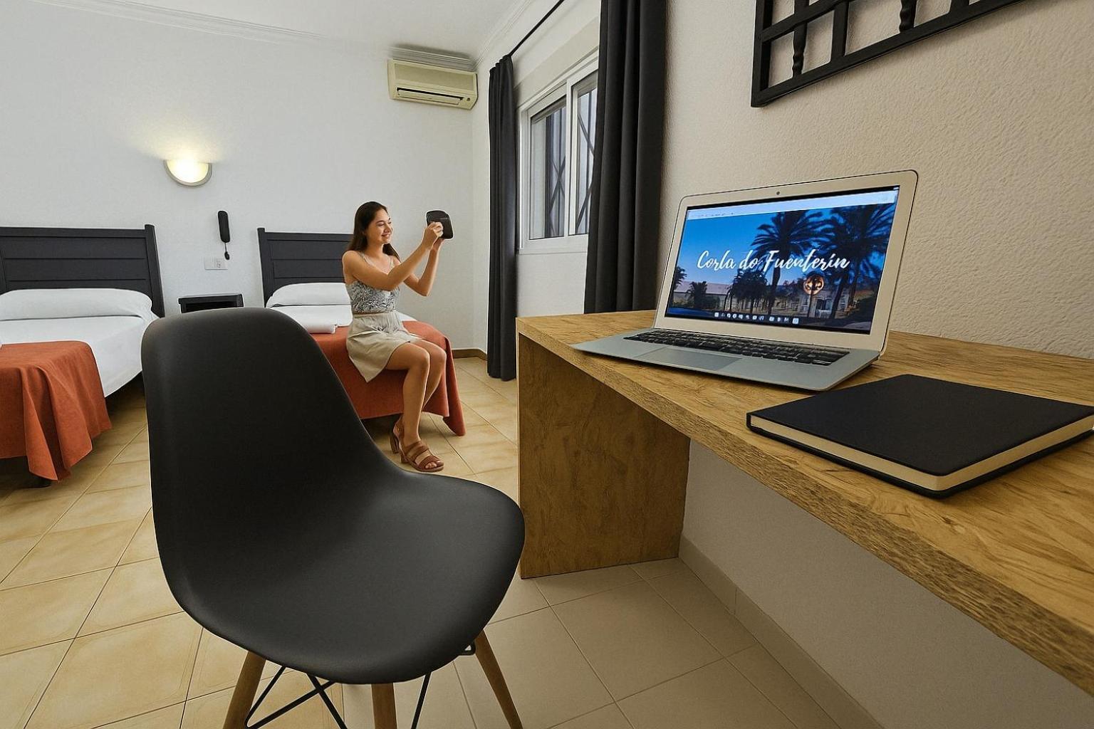 Hotel San Vicente - Centro Playa كونيل ذي لا فرونتيرا المظهر الخارجي الصورة